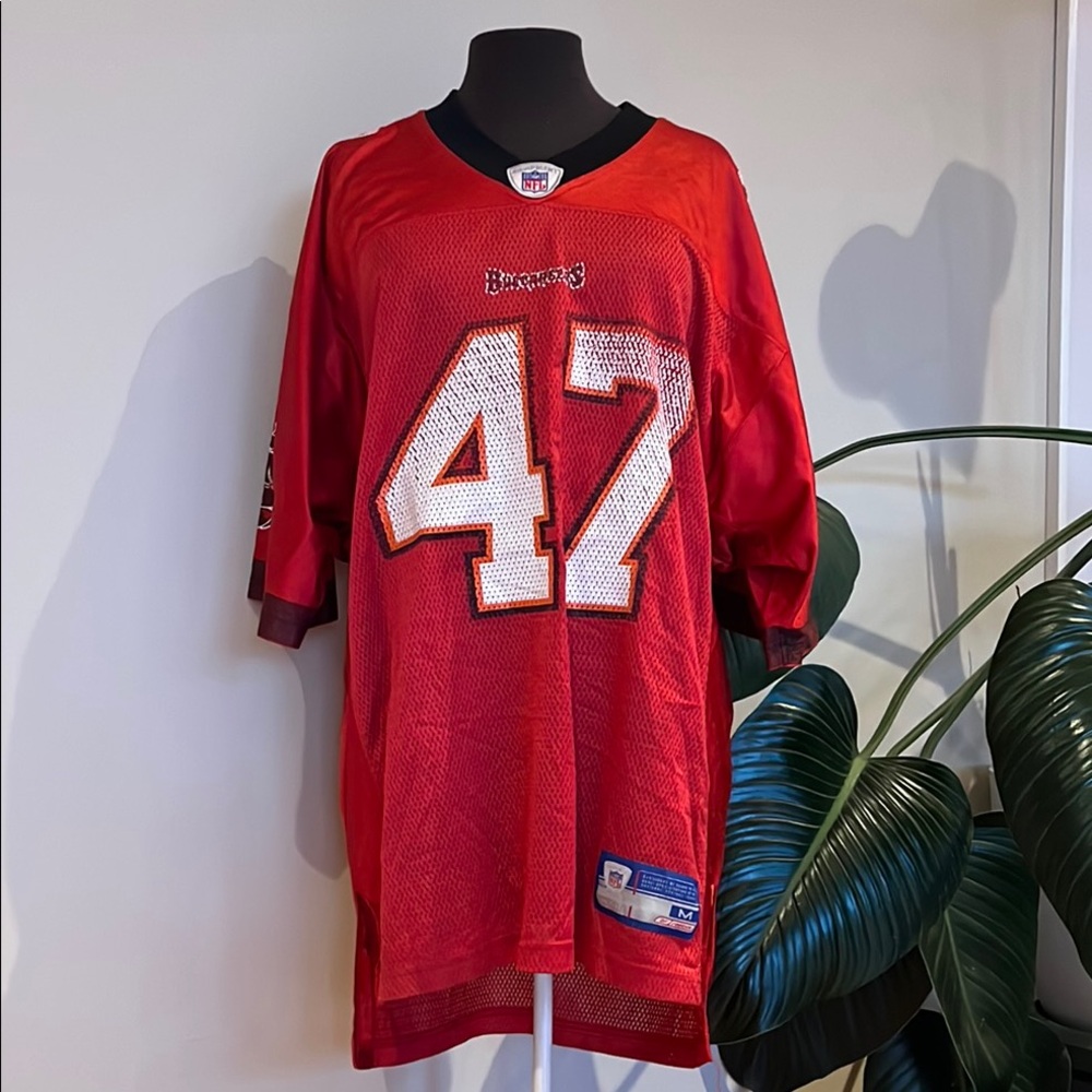 VTG NFL jersey Tampa Bay Buccaneers Lynch #47